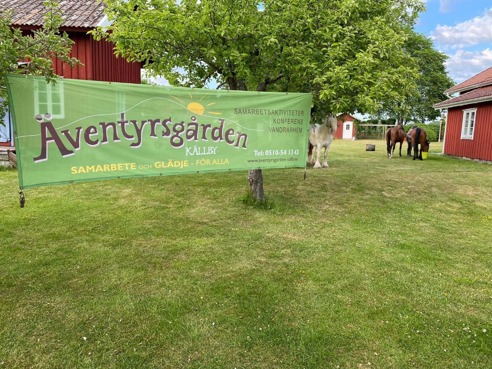 Aeventyrsgardens Vandrarhem, Kinnekulle Källby Buitenkant foto