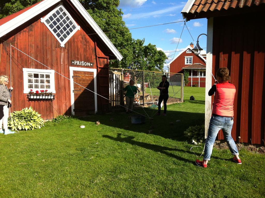 Aeventyrsgardens Vandrarhem, Kinnekulle Källby Buitenkant foto
