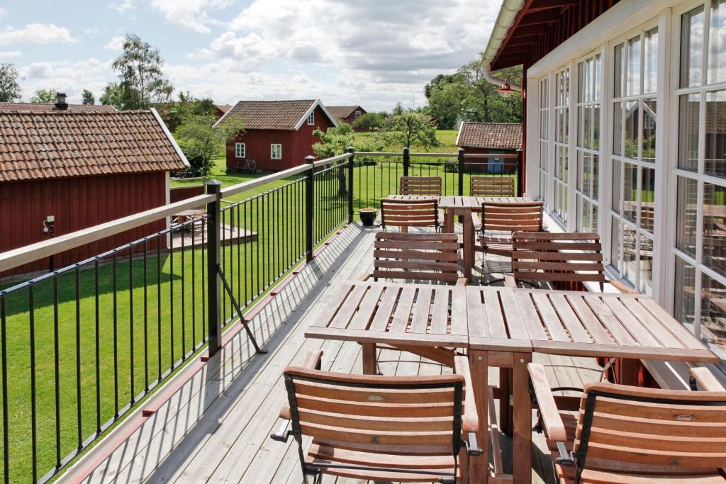 Aeventyrsgardens Vandrarhem, Kinnekulle Källby Buitenkant foto
